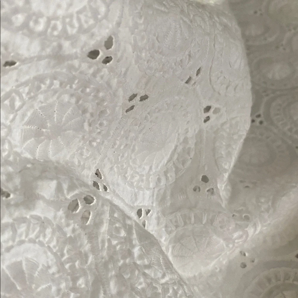 Embroidered top - Picture 6 of 10
